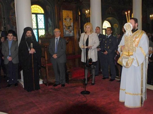 Ο Παγώνης και η Βάκα διάβασαν το Πιστεύω και το Πάτερ ημών
