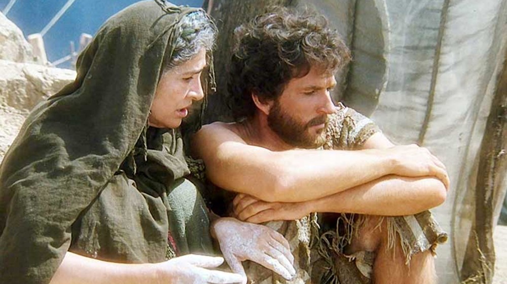 ΤΗΛΕΟΡΑΣΗ: Οι ταινίες της ημέρας (Μ. ΔΕΥΤΕΡΑ 6 ΑΠΡΙΛΙΟΥ)