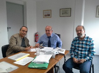 Ασφαλτοστρώνονται αγροτικοί δρόμοι σε Βαθύ και Καλοχώρι-Παντείχι