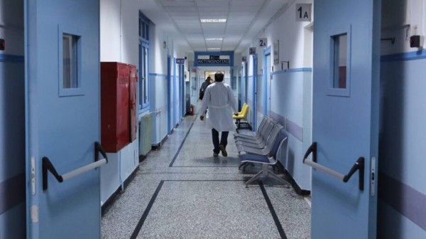 Ευαγγελισμός: Άγνωστοι έκοψαν τα καλώδια των κλιματιστικών - Δολιοφθορά κατήγγειλε ο Άδωνις Γεωργιάδης