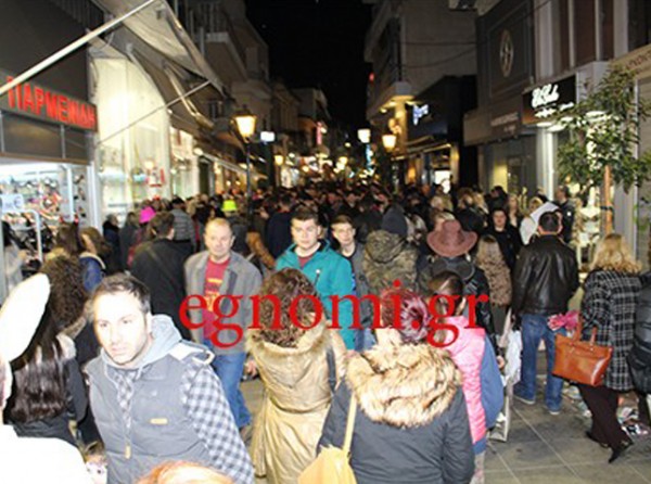 ΧΑΛΚΙΔΑ: Αντιδρούν οι ιδιωτικοί υπάλληλοι στη Λευκή Νύχτα του Εμπορικού Συλλόγου