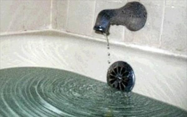 50χρονη έπνιξε την κόρη της και αυτοκτόνησε