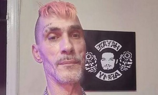 Συνελήφθη ο Red Dragon- Παρενόχλησε δύο κοπέλες στην πλατεία συντάγματος