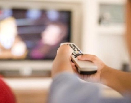 Παρακολουθούσε τηλεόραση και έζησε εφιάλτη