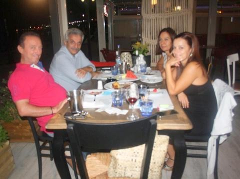 Ώρες χαλάρωσης για τον Δημήτρη Αναγνωστάκη