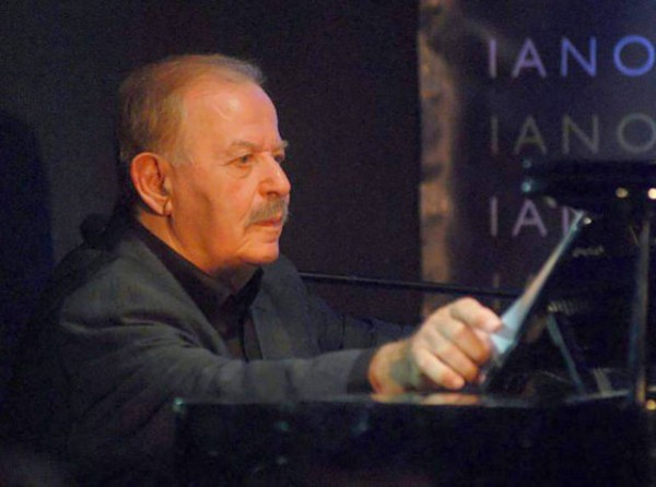 Πέθανε ο μουσικοσυνθέτης Γιάννης Σπανός (VIDEO)