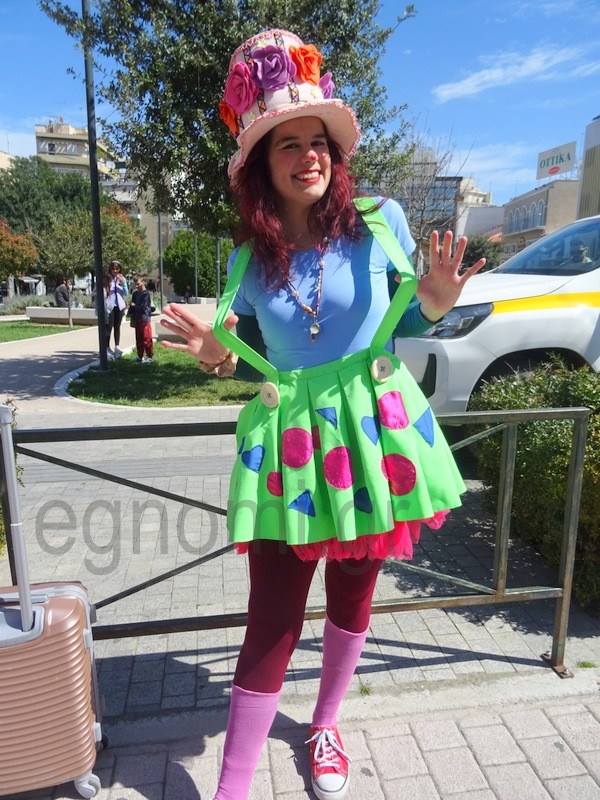 ΧΑΛΚΙΔΑ: Η κλόουν Ντάλια τράβηξε τα βλέμματα