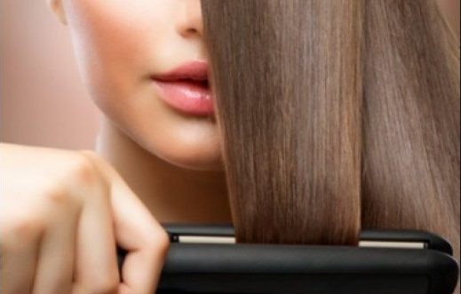 Φυσικό ίσιωμα μαλλιών