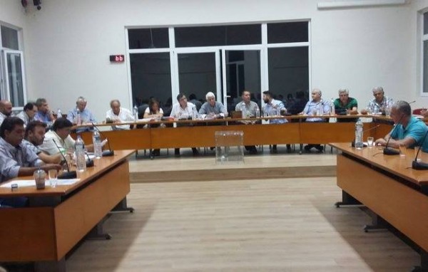 Παρέμεινε πρόεδρος ο Θανάσης Κοκοντίνης στο Δημοτικό Συμβούλιο Δήμου Θηβαίων