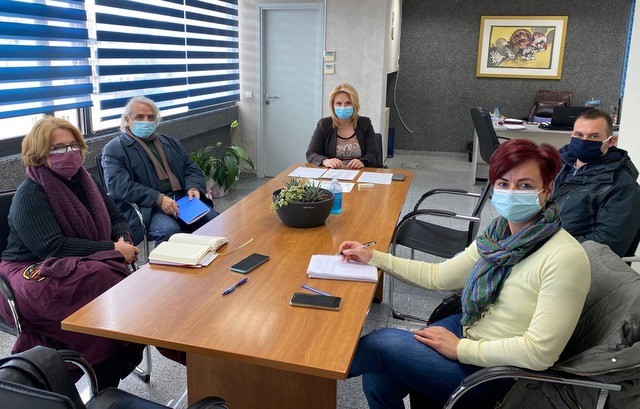 Η Ελενα Βάκα συναντήθηκε με το διοικητικό συμβούλιο της ΕΛΜΕ Εύβοιας