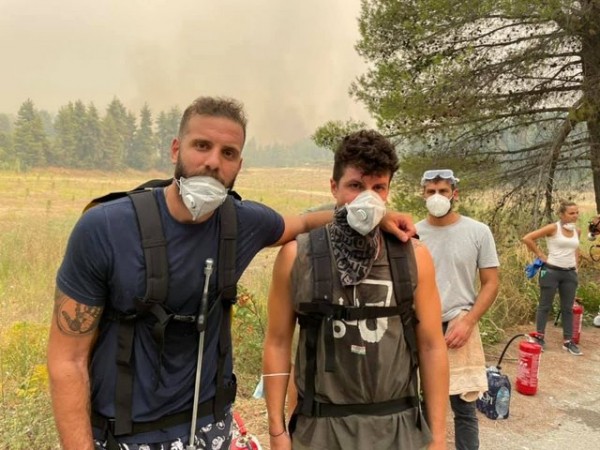 ΕΥΒΟΙΑ ΦΩΤΙΑ ΚΑΜΑΤΡΙΑΔΕΣ: Στη μάχη της κατάσβεσης και ο Αιδήψιος Νίκος Παππάς!