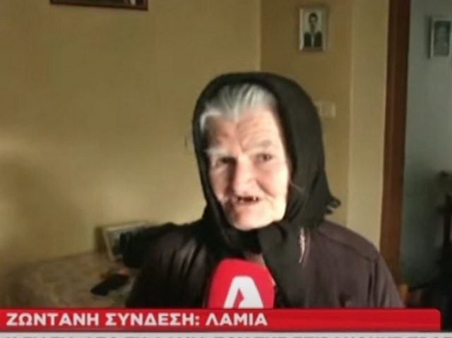 Η εκπομπή της Τατιάνας Στεφανίδου επισκέφτηκε τη γιαγιά που της έκοψαν 300 ευρώ πρόστιμο (VIDEO)