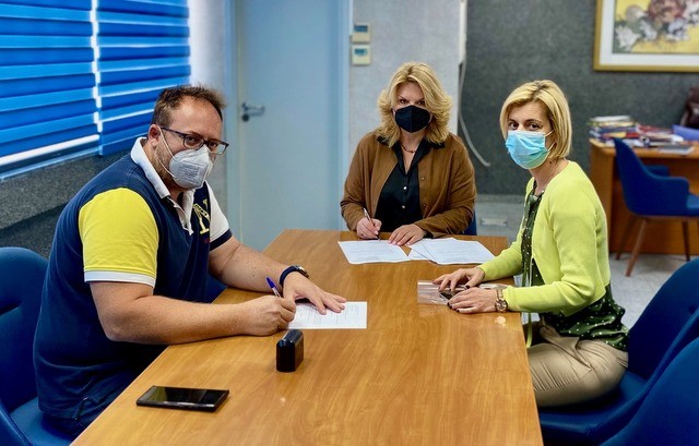 ΑΡΤΑΚΗ: Πέφτει άσφαλτος σε 6 δρόμους που είχαν πάθει ζημιά από την κακοκαιρία