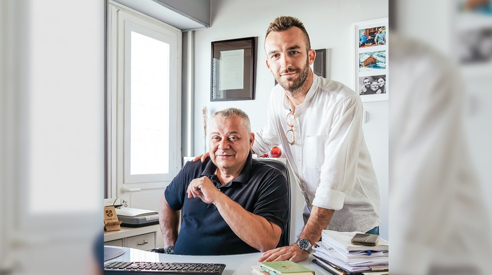 ΒΑΣΙΛΗΣ - ΑΓΓΕΛΟΣ ΤΣΟΝΙΔΗΣ: Διδάσκουν στο Καποδιστριακό Πανεπιστήμιο Αθηνών