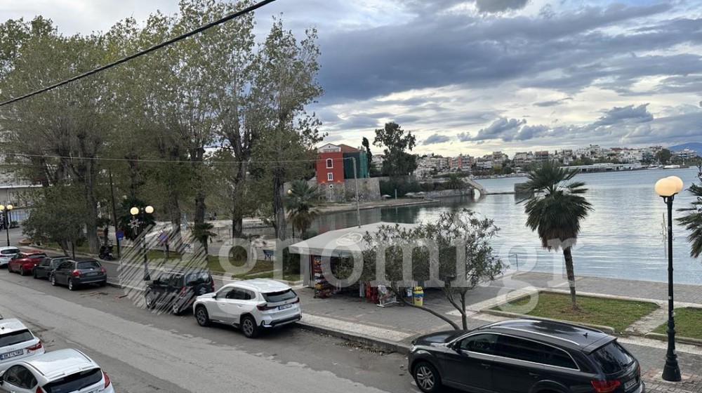 ΣΟΥΒΑΛΑ: Τζάμπα καίνε τα φώτα μέρα - μεσημέρι