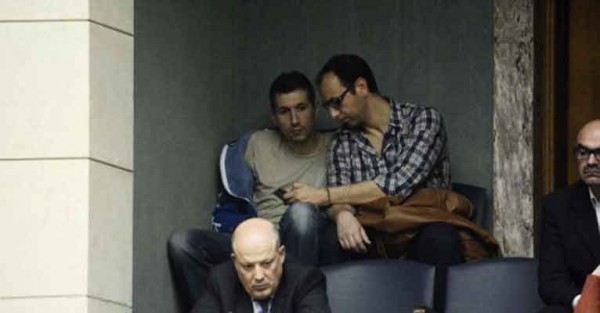 Έπιασαν το Διαμαντίδη να ξενυχτάει