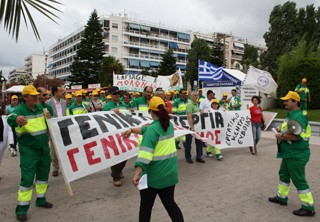 Ξύπνησαν όλη την Xαλκίδα