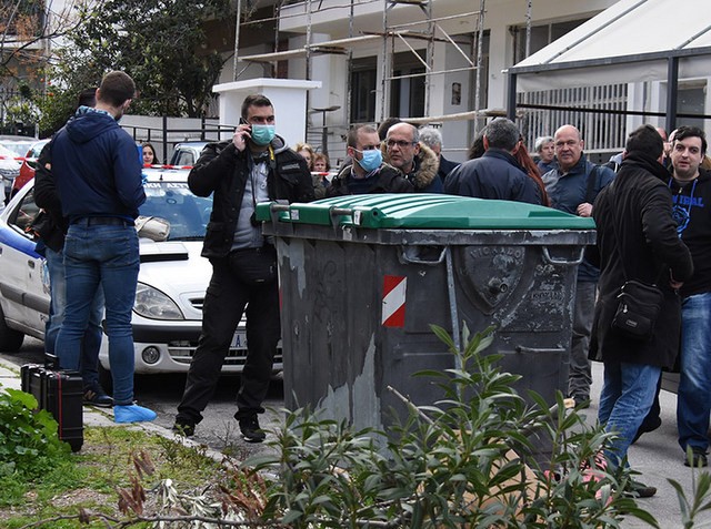 Σοκάρουν οι νεότερες εξελίξεις για το βρέφος που βρέθηκε νεκρό σε κάδο