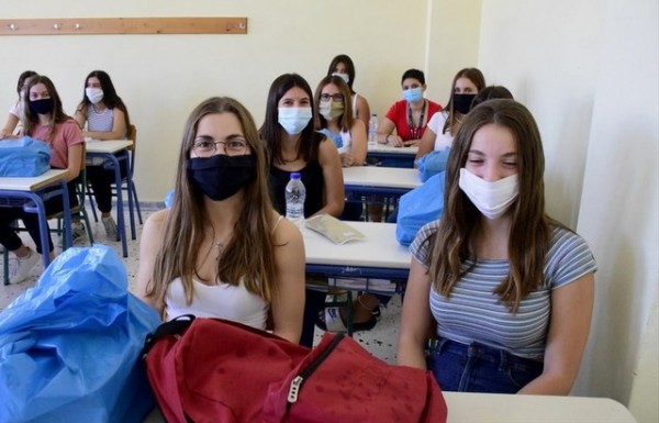ΣΧΟΛΕΙΑ: Αδικαιολόγητες οι απουσίες μαθητών λόγω κρούσματος στην τάξη