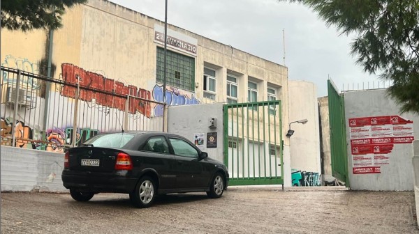Διευθύντρια Γυμνασίου χτυπήθηκε από κεραυνό και υπέστη ανακοπή