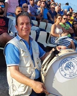 Τα ...τρελά νερά έχουν αρχηγό