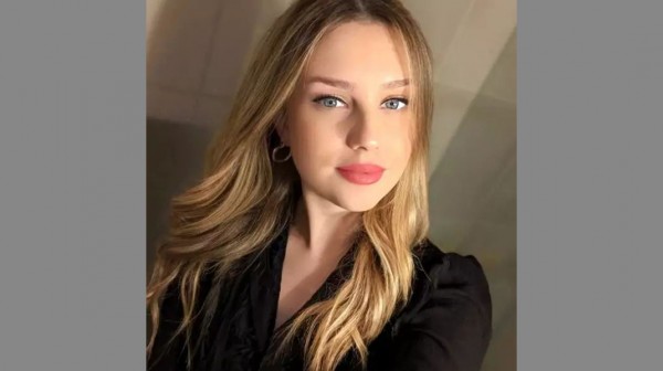 Τζολάκης: Αυτή είναι η κούκλα σύντροφος του 21χρονου τερματοφύλακα του Ολυμπιακού