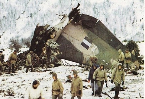 Σαν σήμερα η τραγωδία με τους 63 νεκρούς από την πτώση του C-130