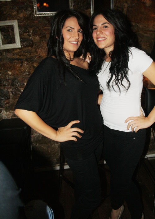 Δίδυμες ...παρά τρία χρόνια