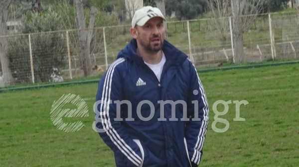 ΤΑΜΥΝΑΪΚΟΣ-ΣΤΑΥΡΟΣ 1-1: Παλικάρι στο Αλιβέρι με ...αλχημεία του Καλλιμάνη