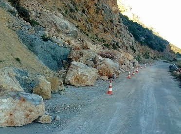 ΚΑΚΟΚΑΙΡΙΑ: Αυτοί οι δρόμοι είναι κλειστοί στη Στερεά Ελλάδα