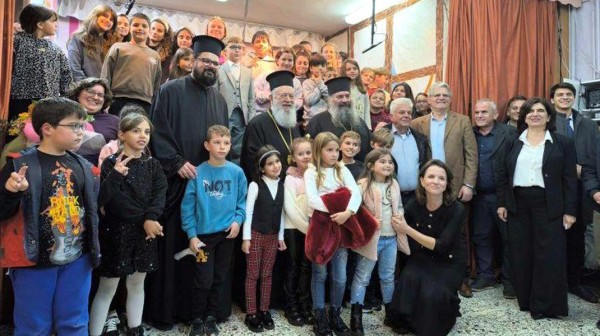 ΨΑΧΝΑ ΕΥΒΟΙΑΣ: Αποχαιρέτησαν τον πρωτοπρεσβύτερο Εμμανουήλ Νταλλαρή με συγκινητική εκδήλωση