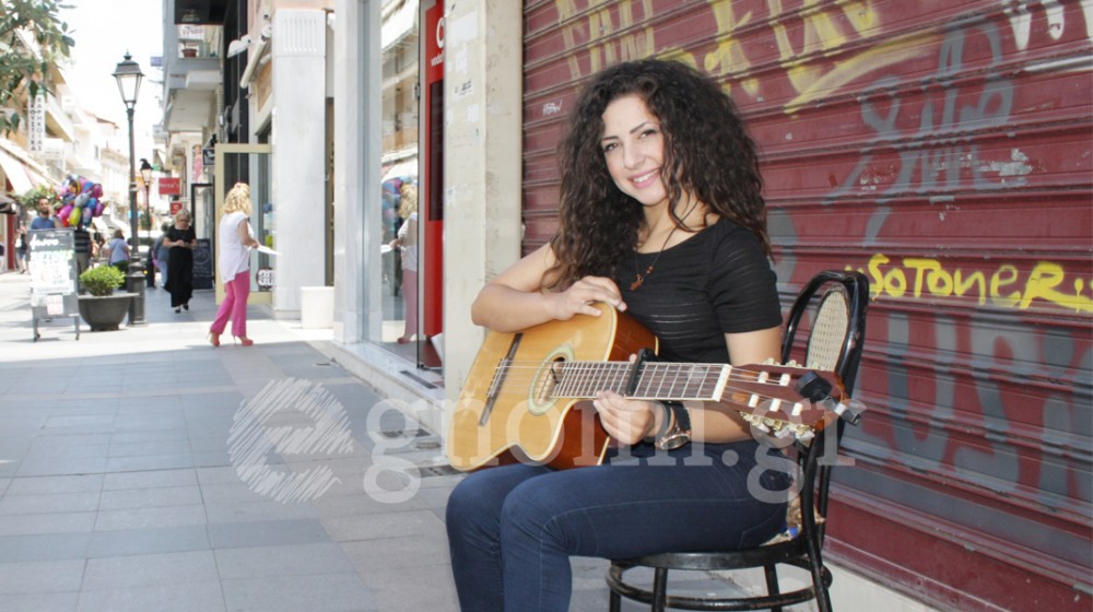 ΑΓΩΝΑΣ ΘΥΣΙΑΣ ΚΑΚΟΛΥΡΙ: Η Σιντορέλα τραγούδησε για τους δρομείς (VIDEO)