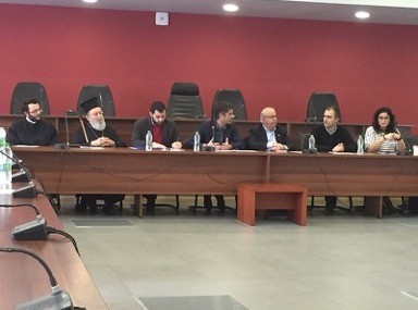 ΜΗΤΡΟΠΟΛΙΤΗΣ ΧΡΥΣΟΣΤΟΜΟΣ: Η αγάπη δεν γνωρίζει σύνορα