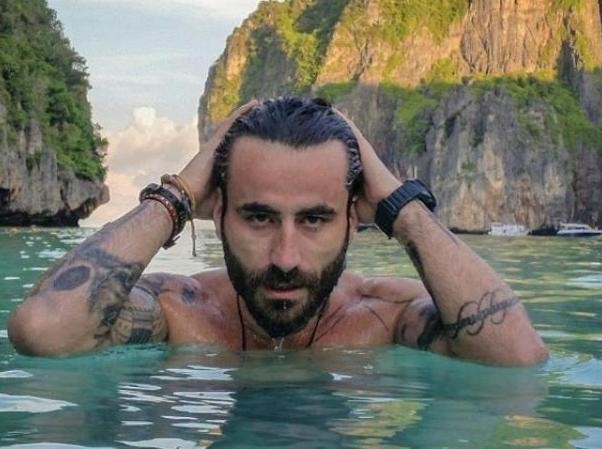 Ολόγυμνος στο Instagram ο Γιώργος Μαυρίδης