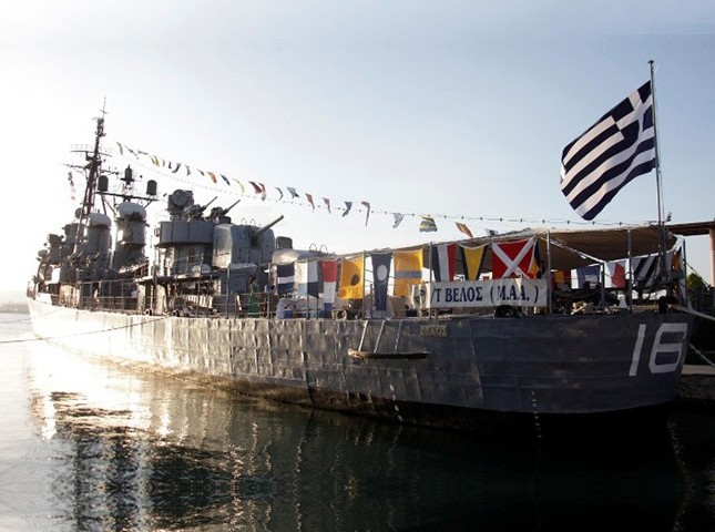 Πληγώθηκε το ιστορικό «Βέλος» του Ναυάρχου Νίκου Παππά
