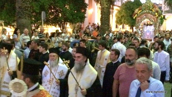 Η λιτανεία της Αγίας Παρασκευής σε εικόνες