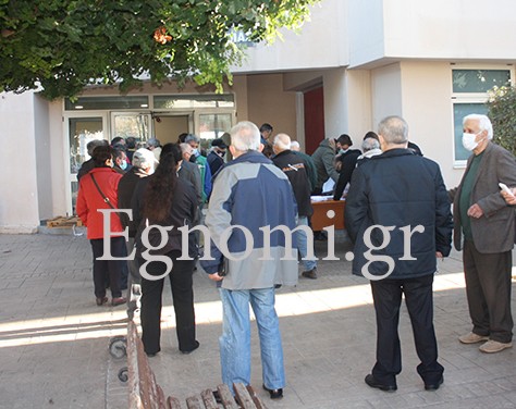 ΕΚΛΟΓΕΣ ΚΙΝΑΛ ΕΥΒΟΙΑ: Ουρές και καθυστερήσεις