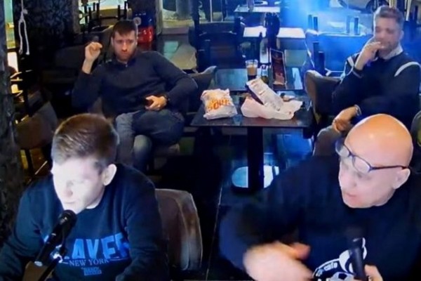 Η αστυνομία έκανε μπούκα και έκλεισε τη ζωντανή εκπομπή του Ραπτόπουλου (VIDEO)