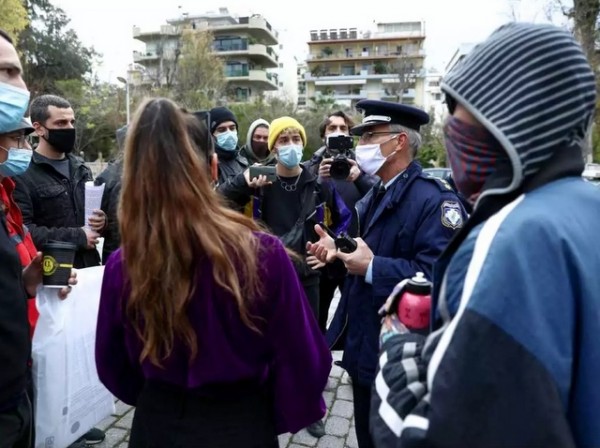 Δεκατρείς υπαίθριες συναθροίσεις στην Στερεά Ελλάδα την τελευταία εβδομάδα