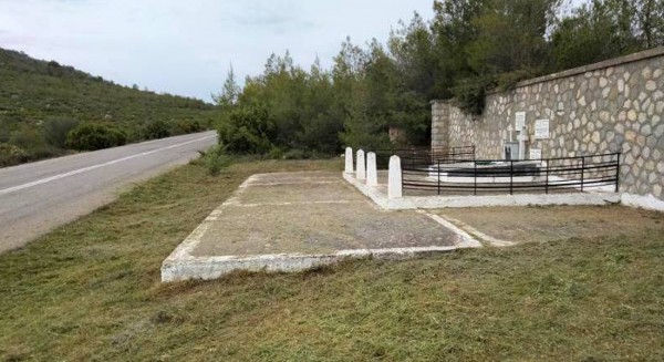 ΧΑΛΚΙΔΑ: Μέλη του Συλλόγου Σιδερίτης καθάρισαν το Μνημείο της Ριτσώνας (φωτό)