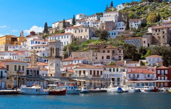 Δύο νεκροί από αναθυμιάσεις σε φρεάτιο βόθρου