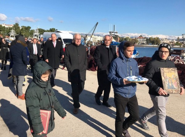 Αποστόλου και Πρατσόλης στην Αρτάκη την ημέρα των Θεοφανείων