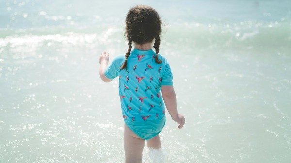 Παλαιό Φάληρο: Σε εξέλιξη οι έρευνες για τον θάνατο του 3χρονου κοριτσιού στην παραλία