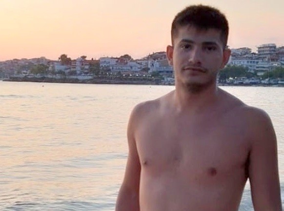 Θρήνος για τον 25χρονο Θοδωρή, που έχασε την ζωή του μετά από χτύπημα του κορωνοϊού