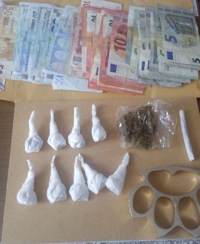 Συνελήφθη για διακίνηση ναρκωτικών 22χρονος