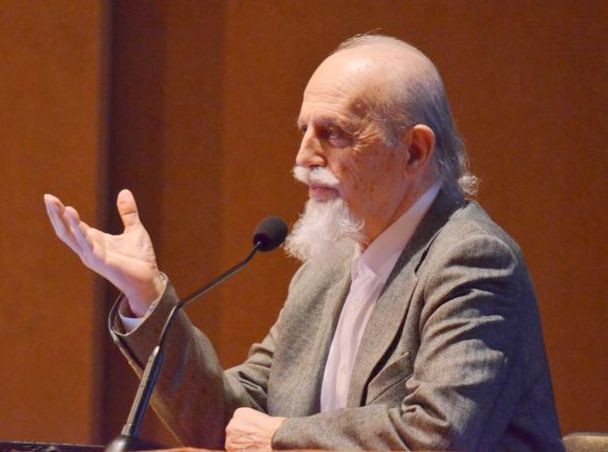 Διάλεξη του καθηγητή Θεοδόση Τάσιου στο Θέατρο Παπαδημητρίου