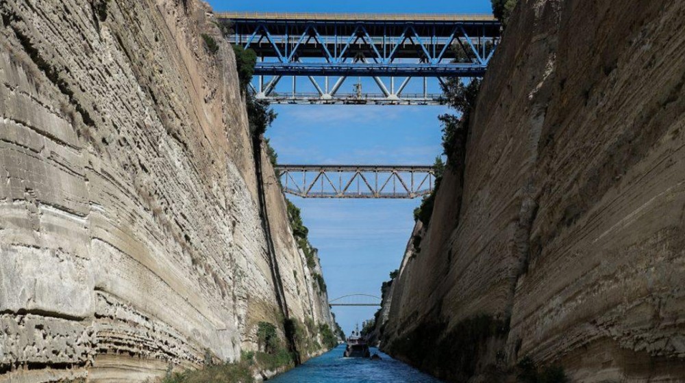 Εντοπίστηκε σορός 17χρονης στη Διώρυγα της Κορίνθου