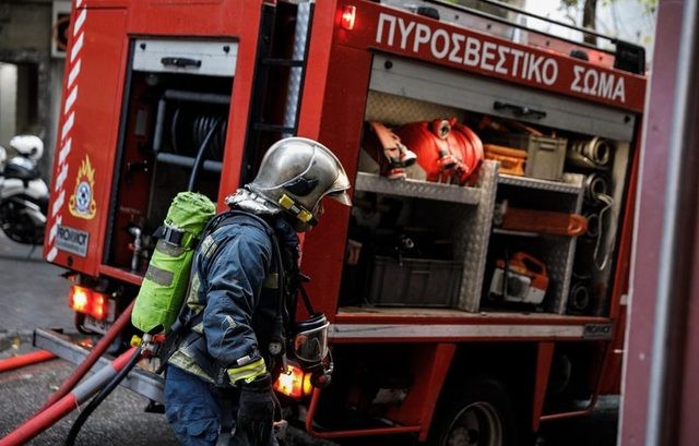 ΧΑΛΚΙΔΑ: Άρπαξε φωτιά σε ισόγειο διαμέρισμα στην οδό Χειμάρρας