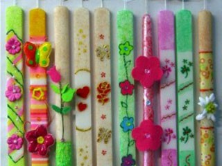 Πασχαλινές λαμπάδες και έθιμα