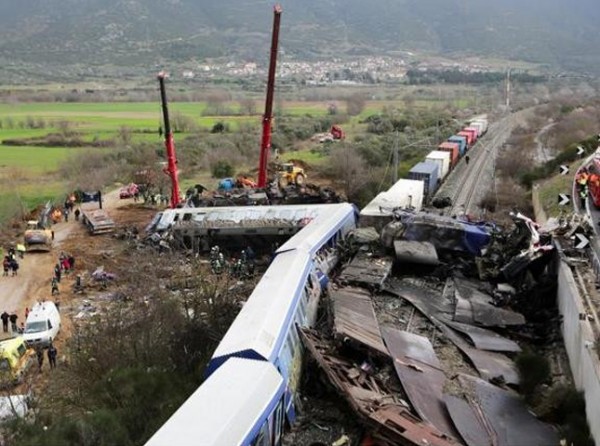 Αμάν, έχει γίνει τράκα- Οι διάλογοι του σταθμάρχη με τον ρυθμιστή κυκλοφορίας (ΗΧΗΤΙΚΟ ΝΤΟΚΟΥΜΕΝΤΟ)